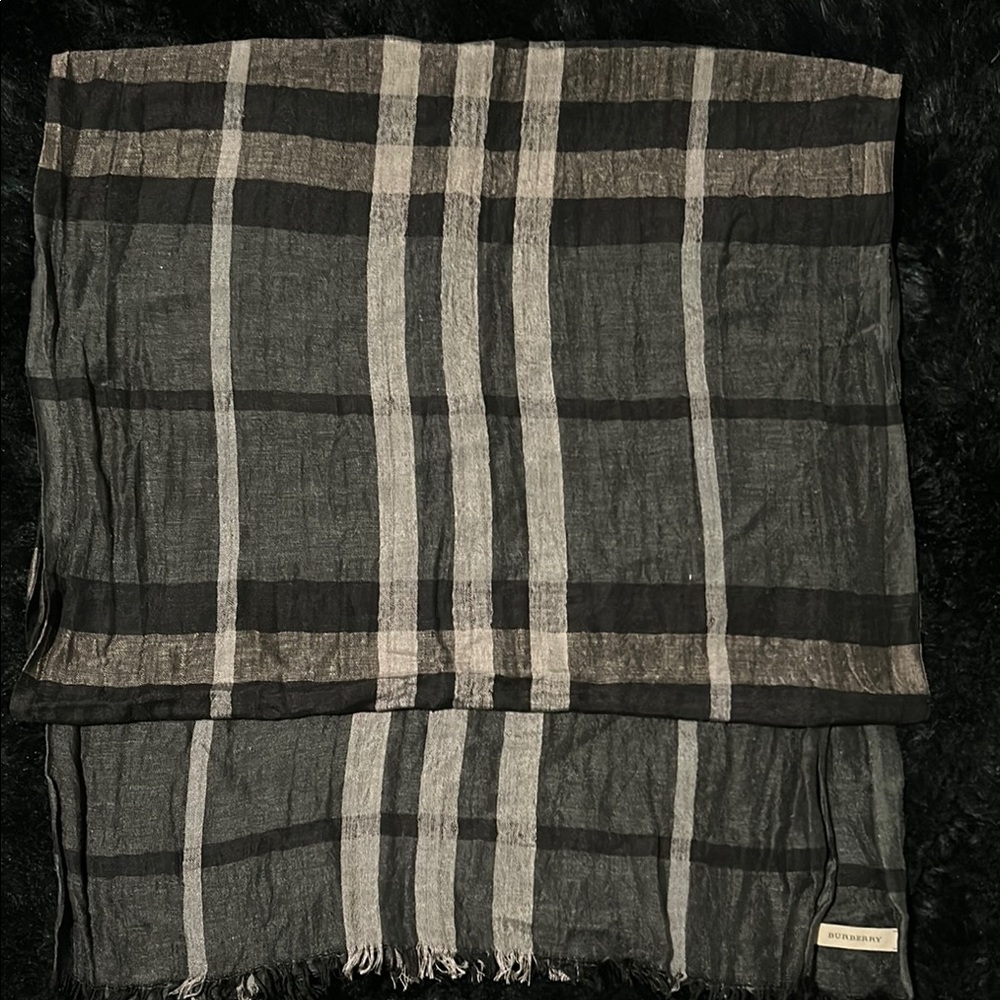 Burberry Black and Gray Men's Scarf